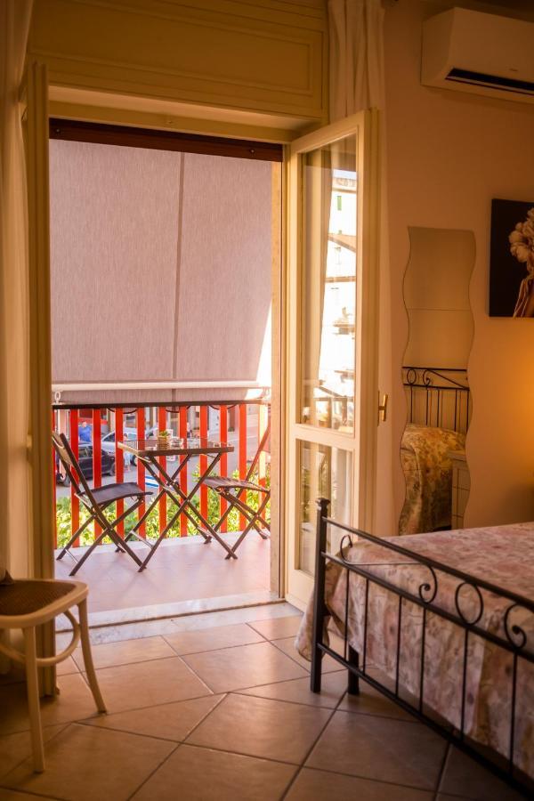 A Casa Di Cecy Bed & Breakfast Agropoli Dış mekan fotoğraf